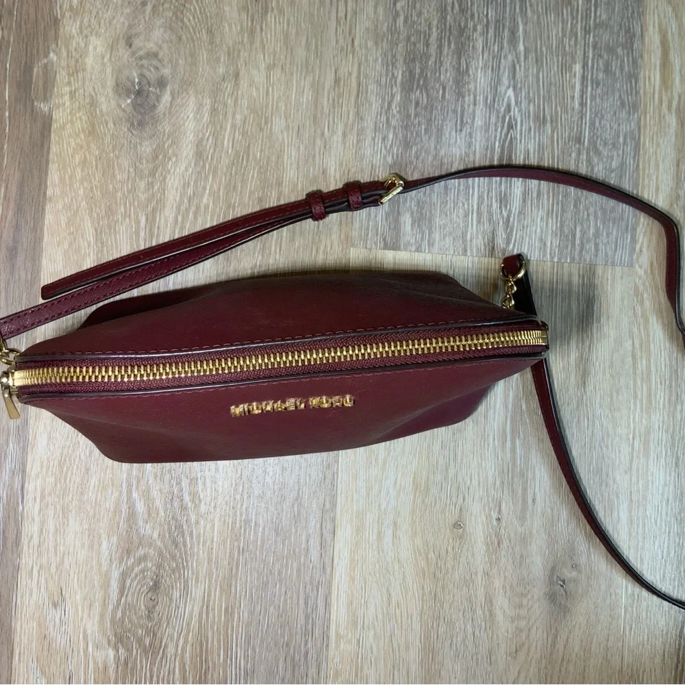Michael Kors Red Jetset Travel Dome Crossbody bag
